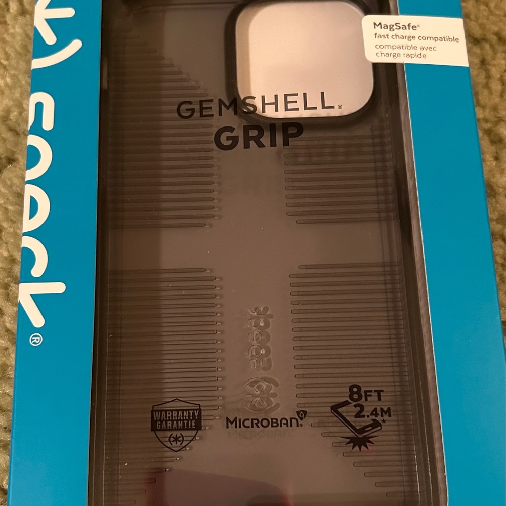 iPhone speck pro max case